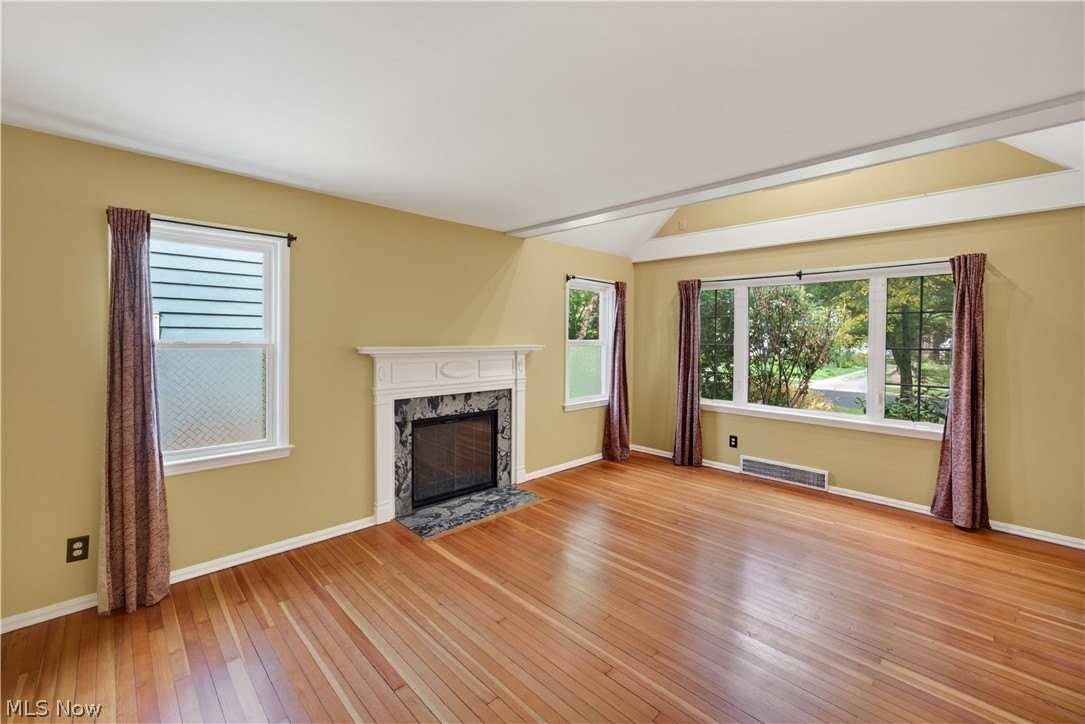 2658 Canterbury Rd - Photo 3 of 31