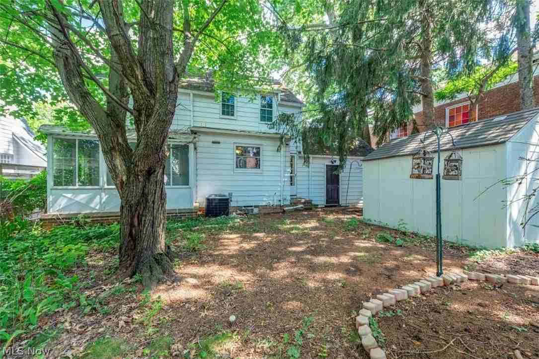 3290 Wooster Rd - Photo 7 of 45