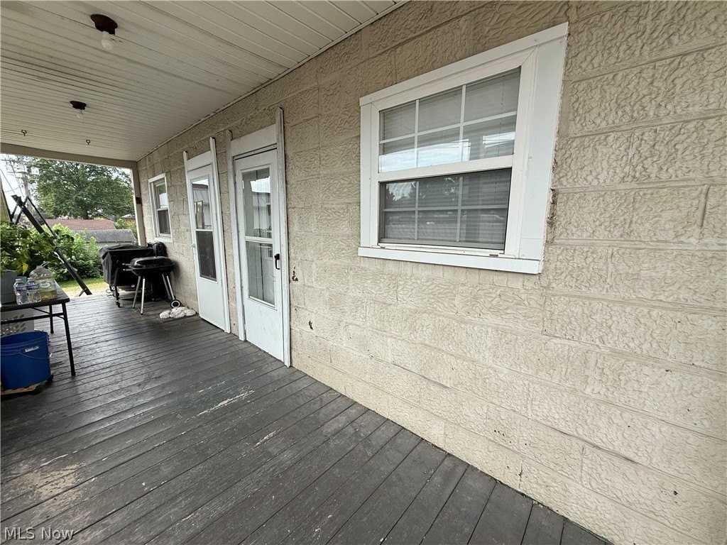 2065 23rd St - Photo 3 of 27