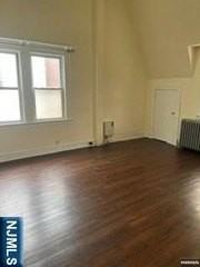 117 Christie St - Photo 2 of 11