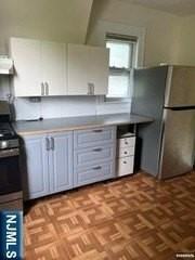 117 Christie St - Photo 4 of 11