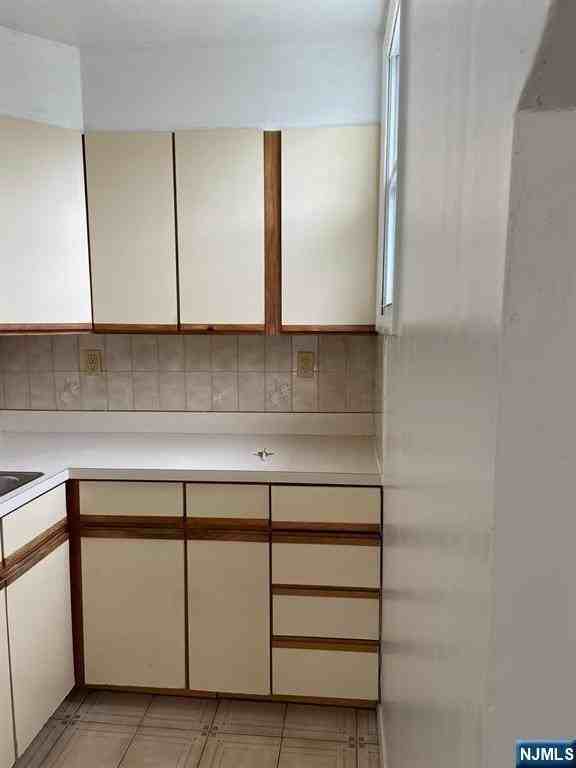 88 Shaler Ave - Photo 3 of 11