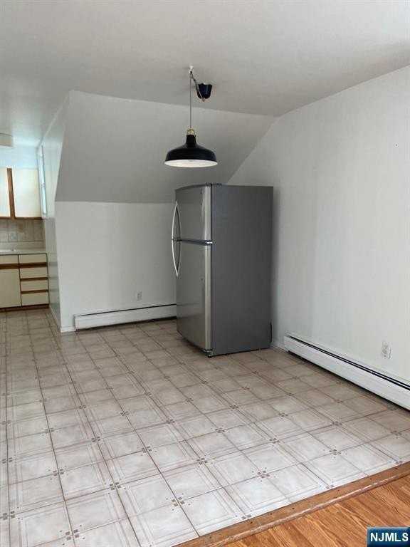 88 Shaler Ave - Photo 5 of 11