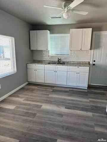 1009 S Lea Ave - Photo 6 of 8