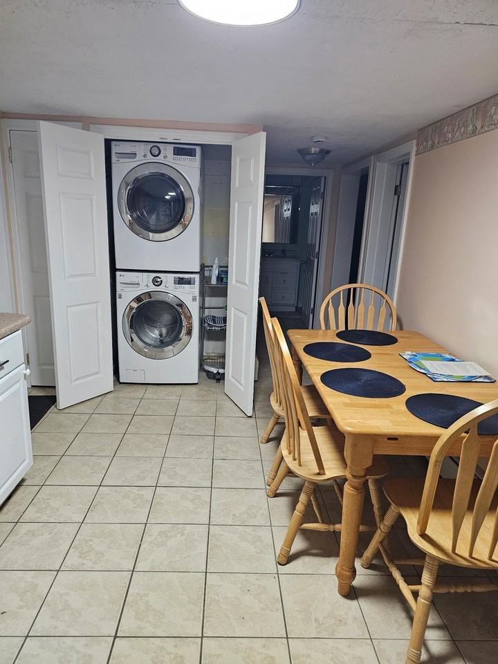 152 Ocean Dr - Photo 5 of 14