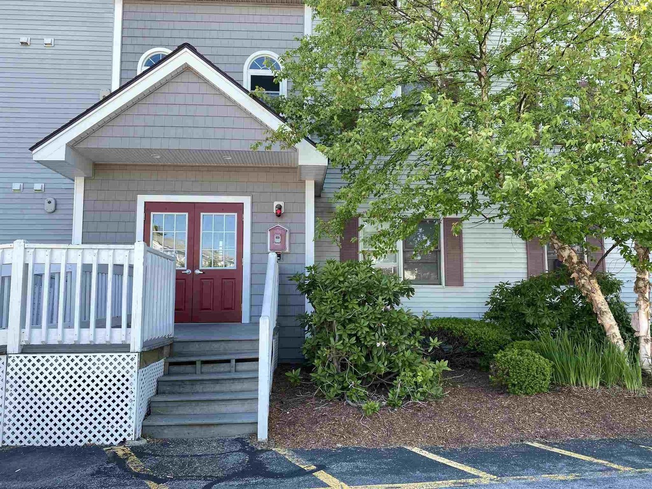 7 Railroad Ave #106 - Photo 4 of 39