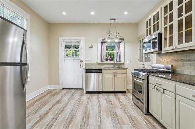 2514 S Carrollton Ave - Photo 6 of 19