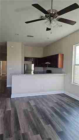 2513 Mazant St - Photo 2 of 10