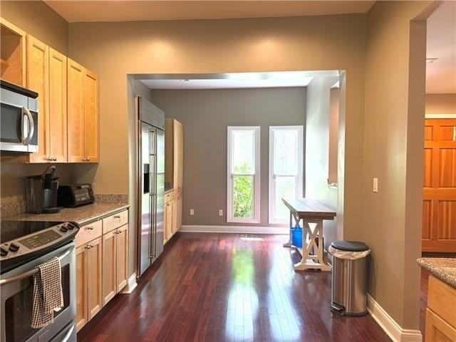 9 Spinnaker Ln - Photo 4 of 30