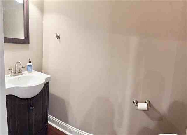 9 Spinnaker Ln - Photo 6 of 30