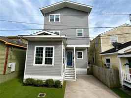 featured image of 1305 Ferry Pl