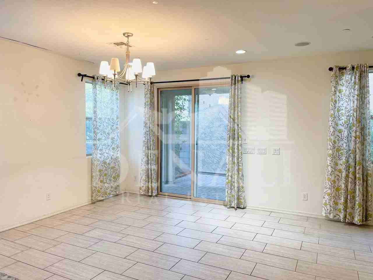 4737 E Betty Elyse Ln - Photo 6 of 22