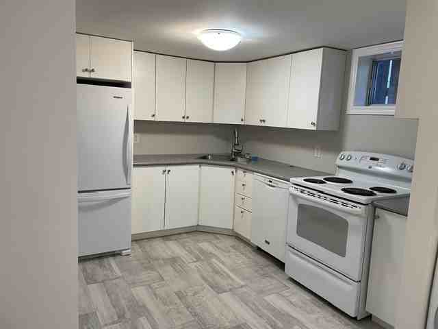 231 Silverbirch Drive #B - Photo 2 of 11