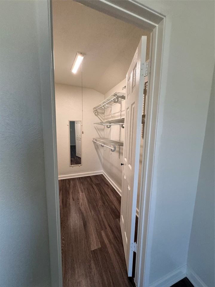 7512 Independence Dr - Photo 6 of 8