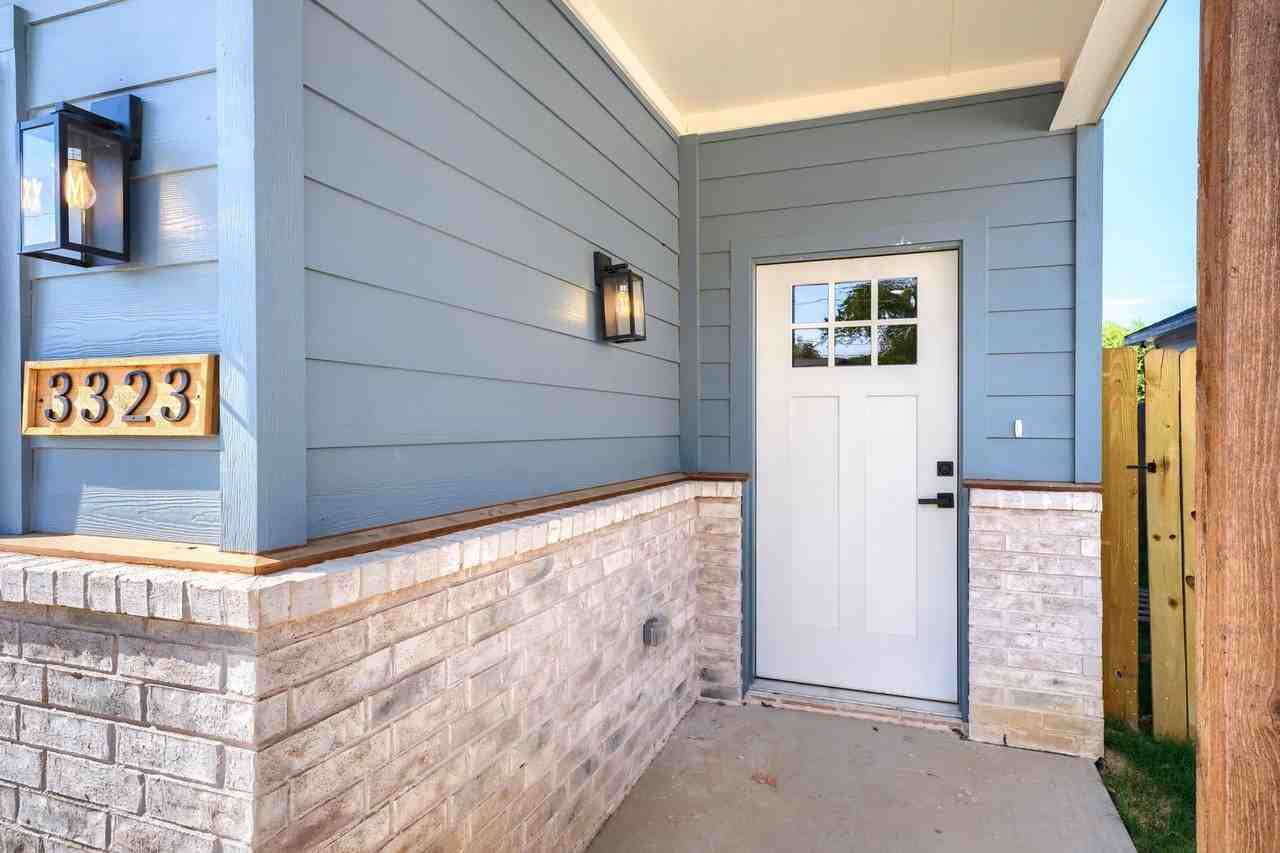3323 Howard St - Photo 2 of 31