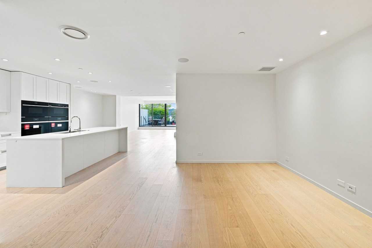 1327 Bellevue Avenue #205 - Photo 7 of 26