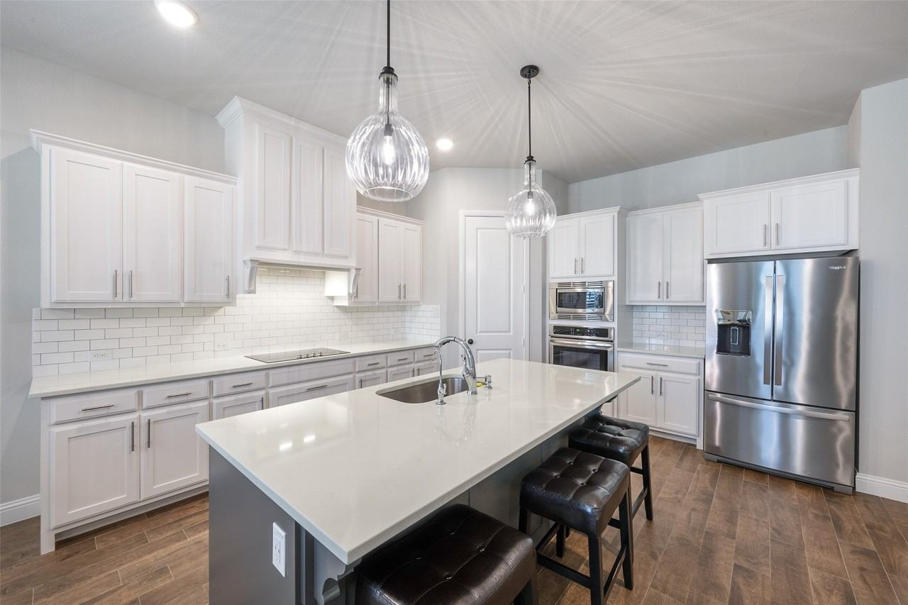 1308 Robinson Valley Dr - Photo 6 of 33