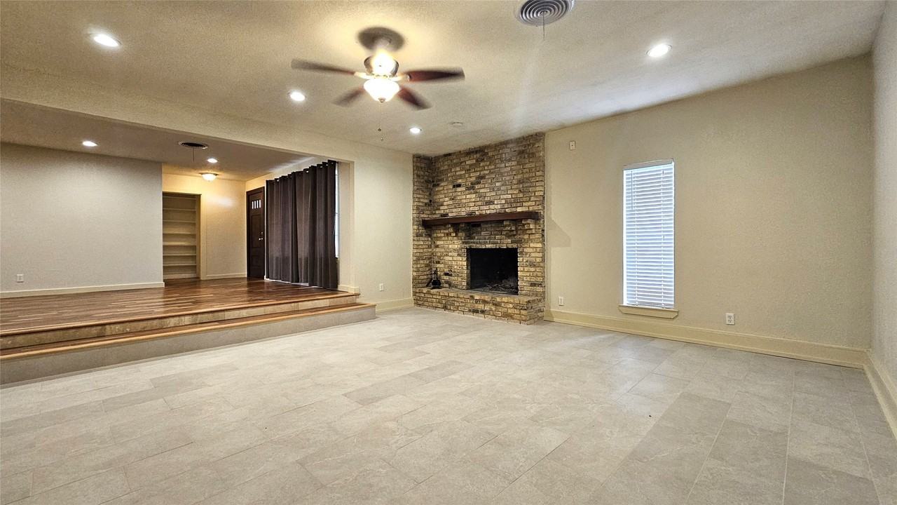 119 Redbud Trl - Photo 2 of 40
