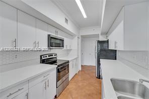 11601 Southwest 2nd Street - Photo 2 of 10