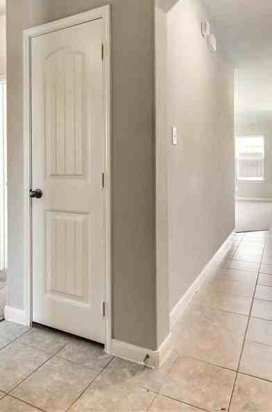4505 Elderberry St - Photo 3 of 23