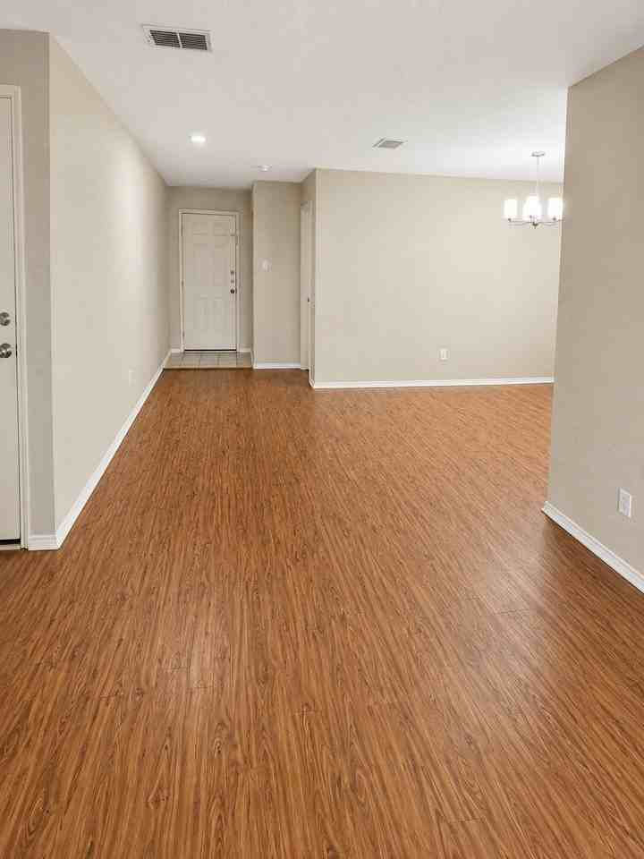 12617 Seagull Way - Photo 4 of 12