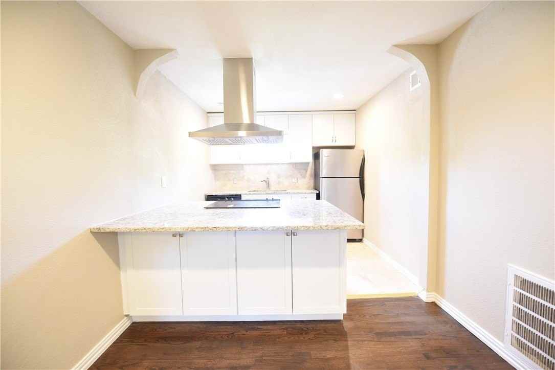 4206 Hawthorne Ave #202 - Photo 5 of 13