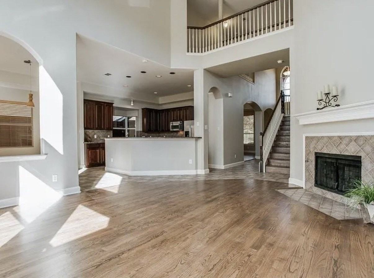 12731 Daimler Dr - Photo 2 of 27