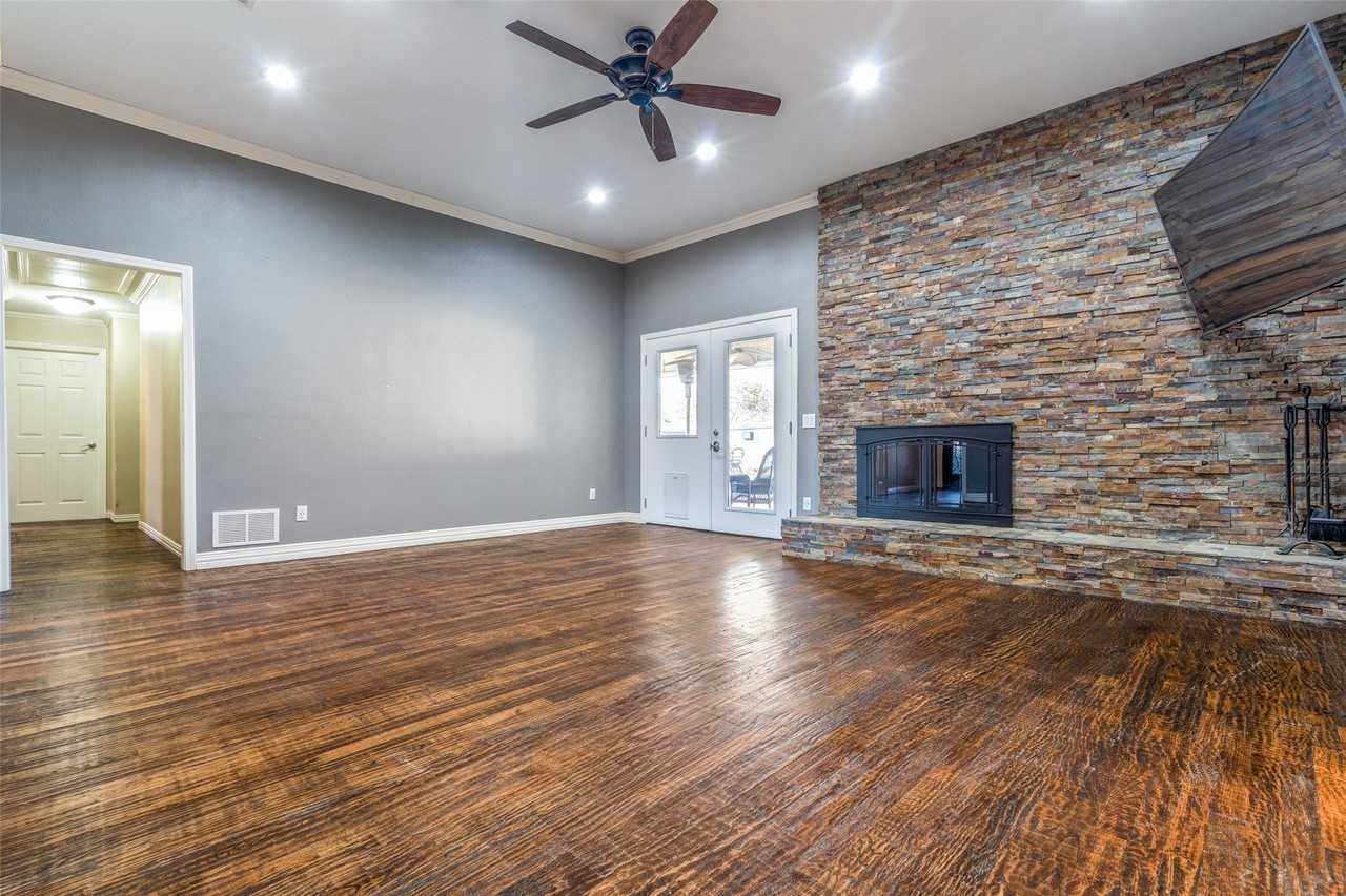 2217 Canyon Valley Trl - Photo 3 of 32