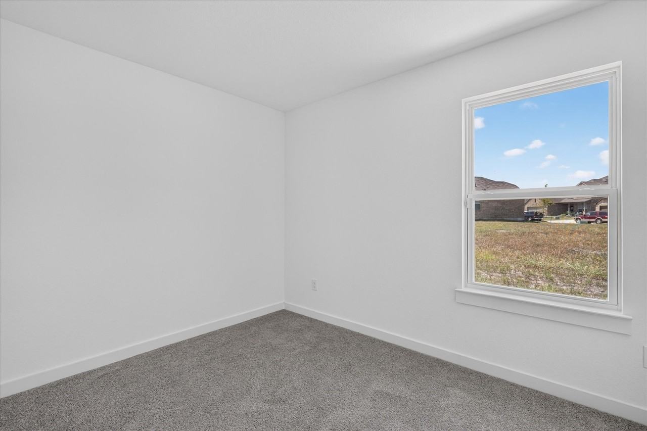 1774 Gleasondale Pl - Photo 6 of 11