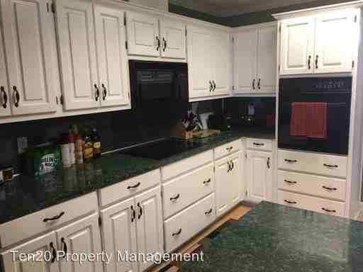 232 Creekside Ct - Photo 3 of 18