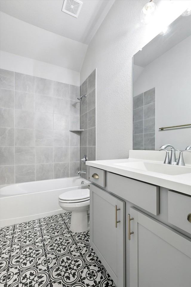 2521 Cobbler St - Photo 6 of 39
