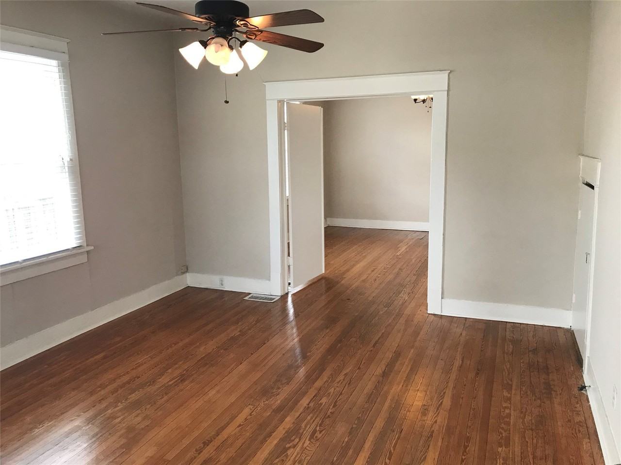 826 N Bishop Ave #2 - Photo 3 of 17