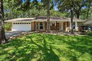 featured image of 2958 Columbine Dr