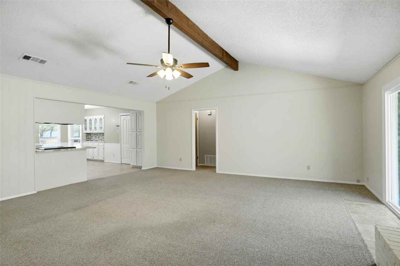 2958 Columbine Dr - Photo 3 of 15