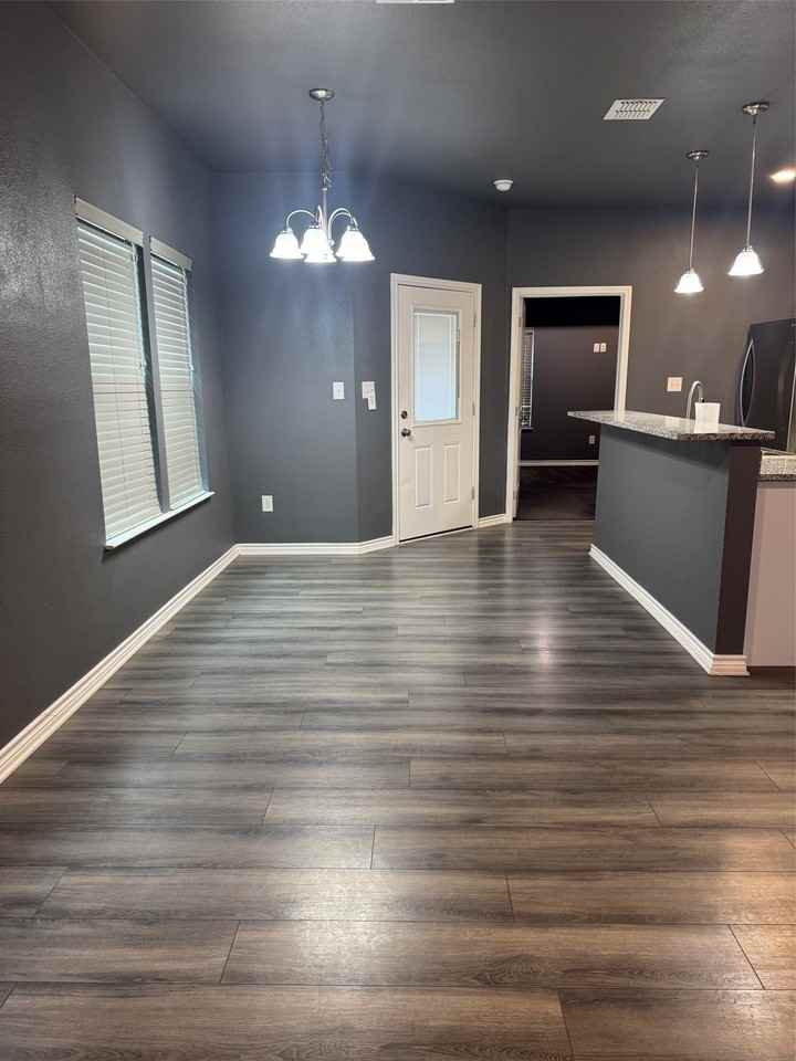 2923 River Ridge Ct - Photo 7 of 24