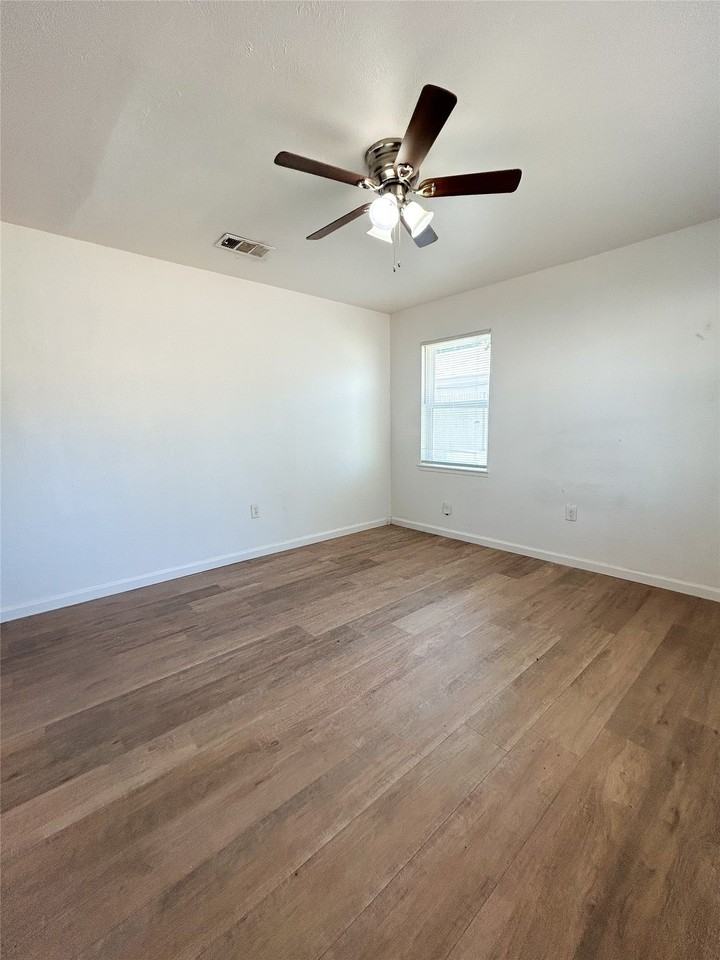 4250 Idaho Ave - Photo 5 of 16