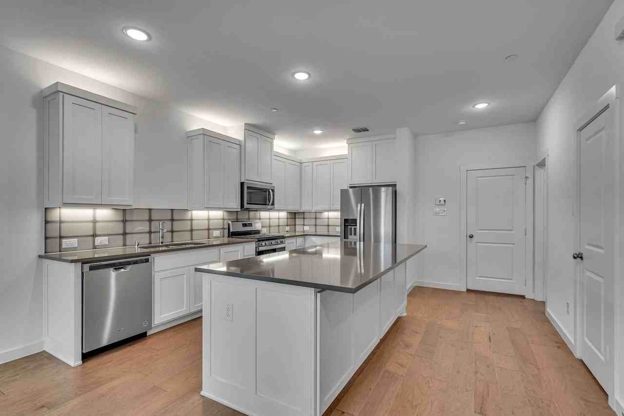 611 Collier Dr - Photo 7 of 20