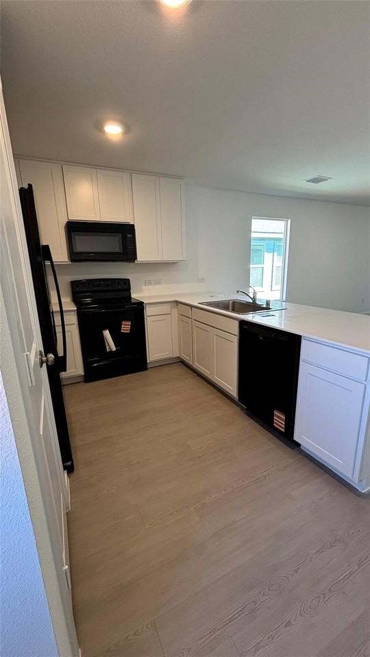 406 Bower Dr - Photo 5 of 15