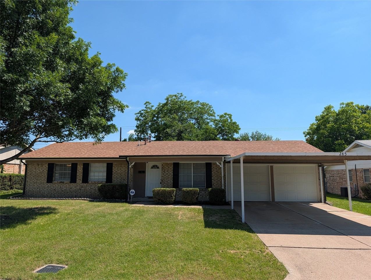 245 Rancho Dr