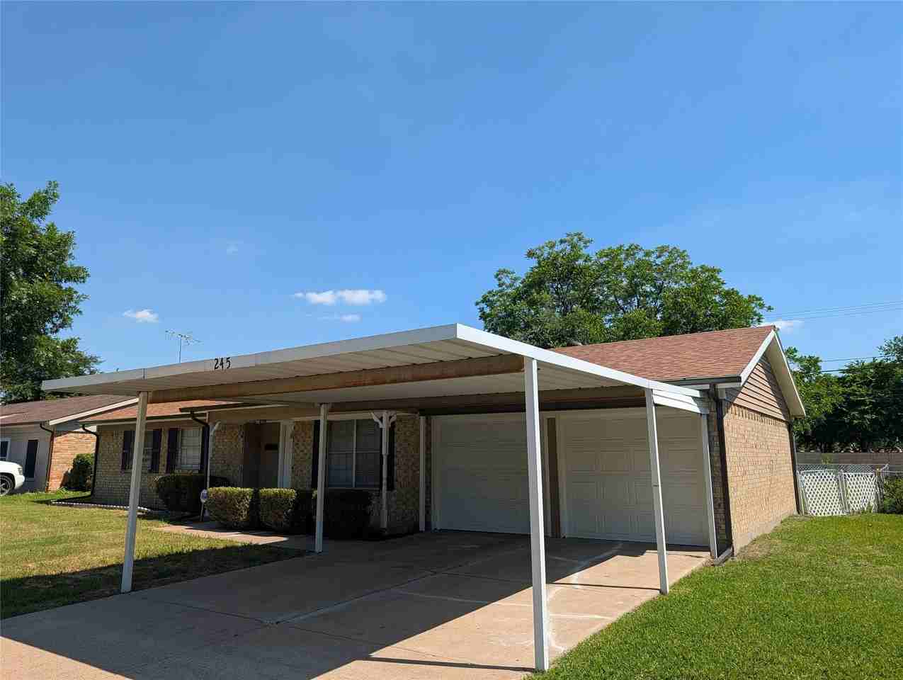 245 Rancho Dr - Photo 2 of 18