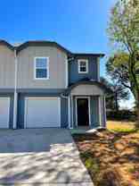 2624 S Fannin Ave - Photo 1 of 1