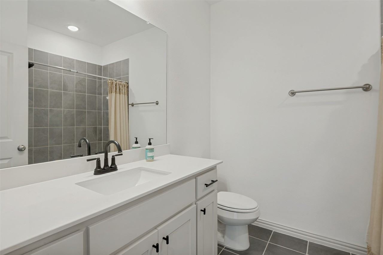 8895 Stablehand Mews - Photo 6 of 11