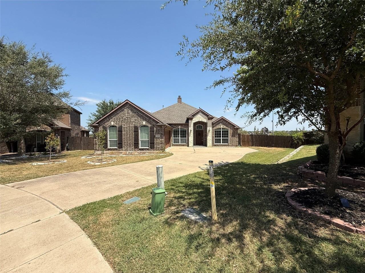 8300 Blue Periwinkle Ln - Photo 3 of 28