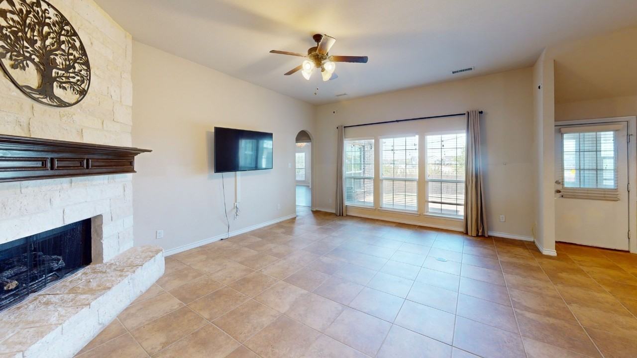 8300 Blue Periwinkle Ln - Photo 6 of 28