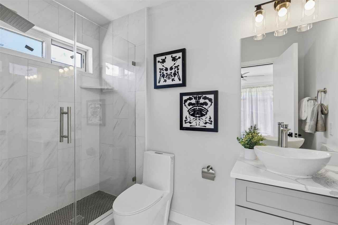 814 Premier Pkwy - Photo 7 of 26