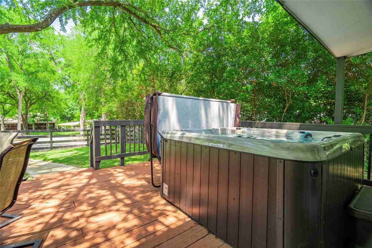 347 Quail Creek Cir - Photo 5 of 33