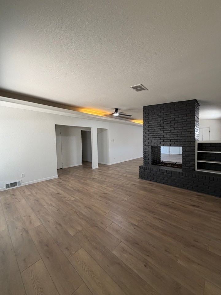 434 E Spring Valley Rd - Photo 6 of 16