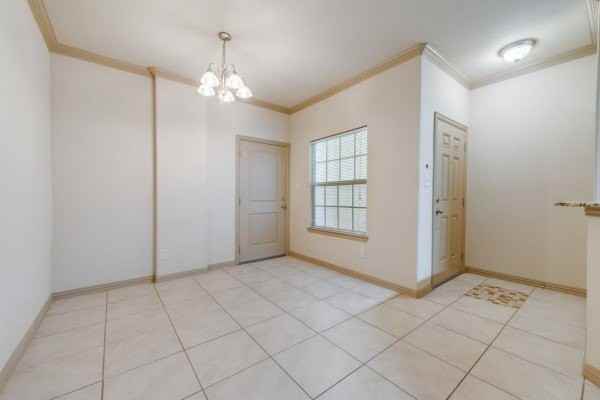 1579 Cozy Dr - Photo 2 of 15