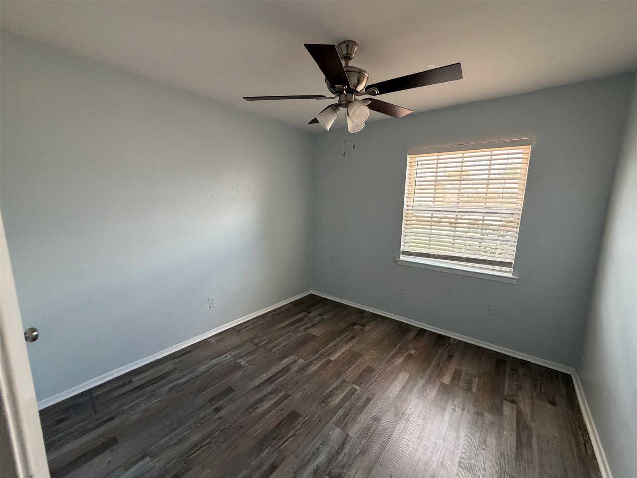 306 Evelyn Dr - Photo 7 of 7