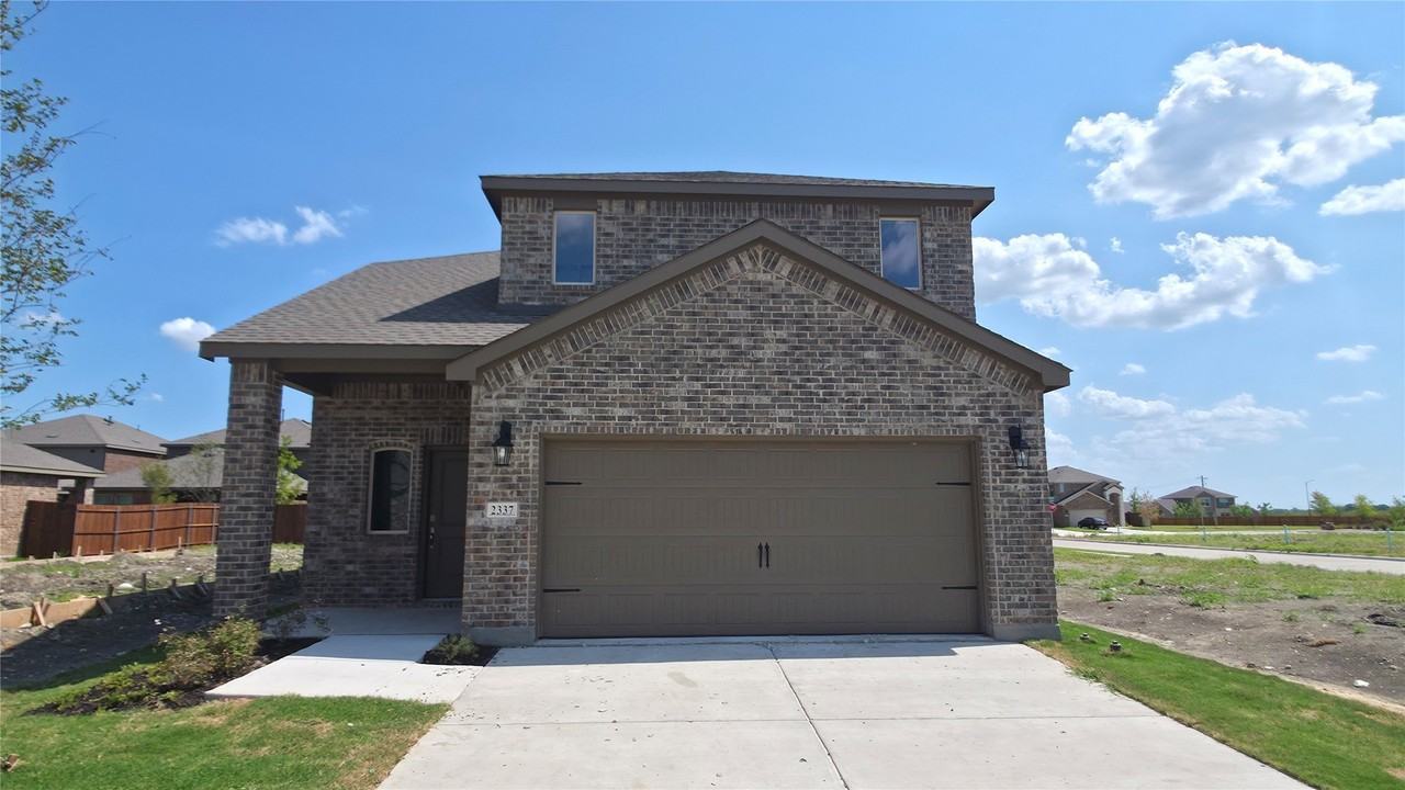 2337 Crockett Way - Photo 2 of 27